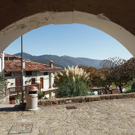 Traditional In Poffabro With Fireplace * Frisanco