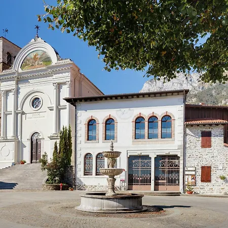Apartamento Traditional In Poffabro With Fireplace *